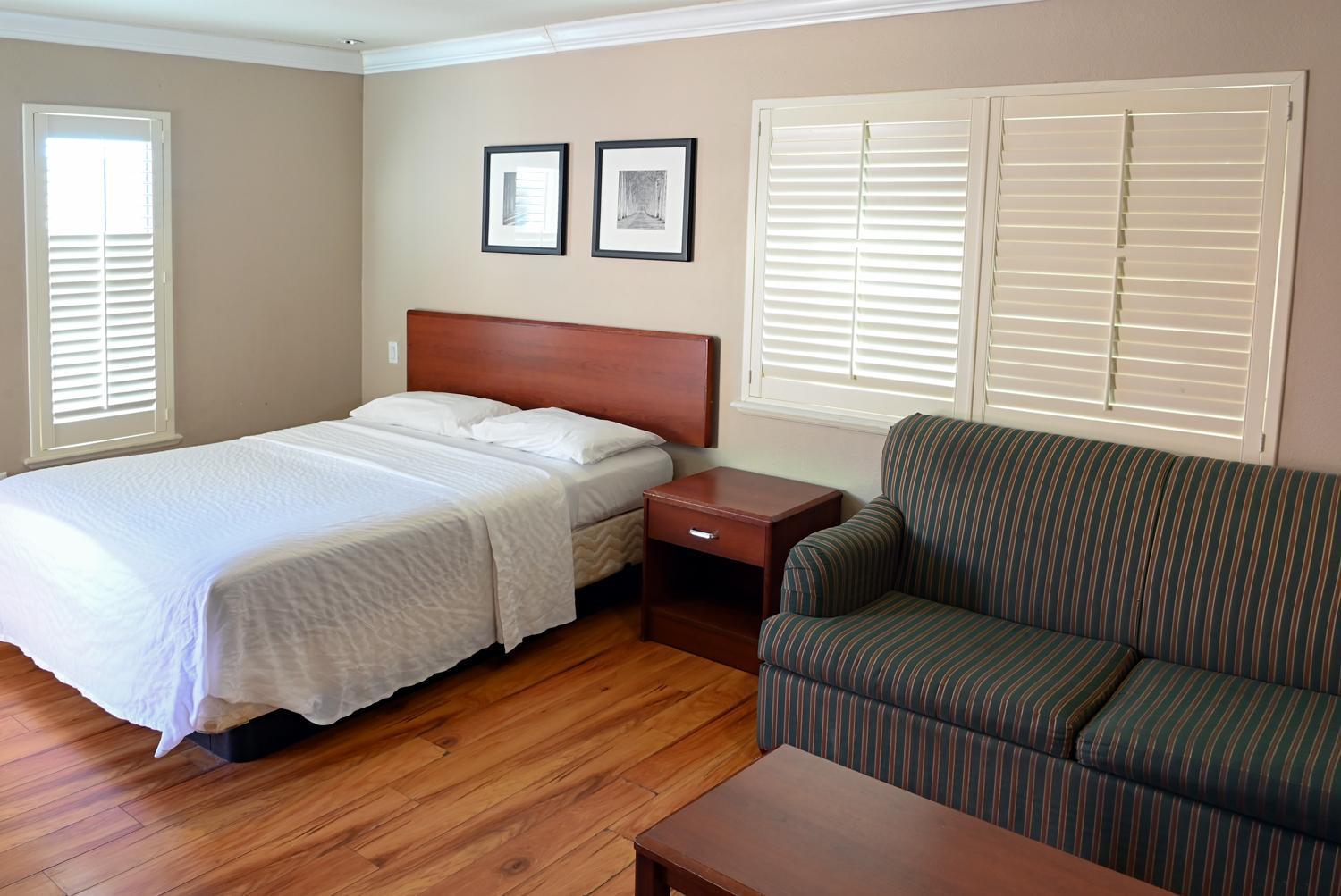 Days Inn By Wyndham San Francisco S/Oyster Point Airport South San Francisco Exterior photo